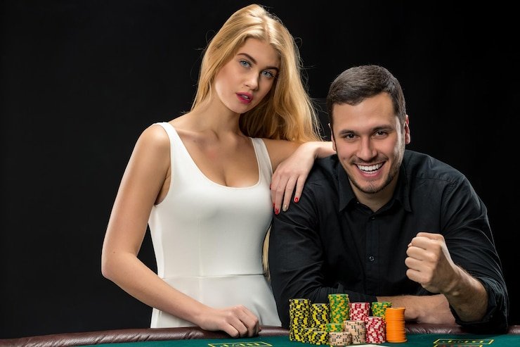 lunar slot featured game showcase